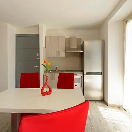 I Fiori Del Appartement Laveno