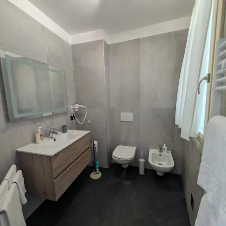 I Fiori Del Appartement Laveno